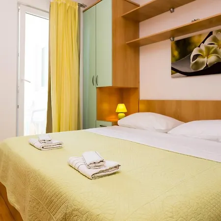 Apartments In Villa Top Trogir Room photo