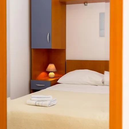 Apartments In Villa Top Trogir Room photo