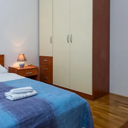 Apartments In Villa Top Trogir Exterior photo