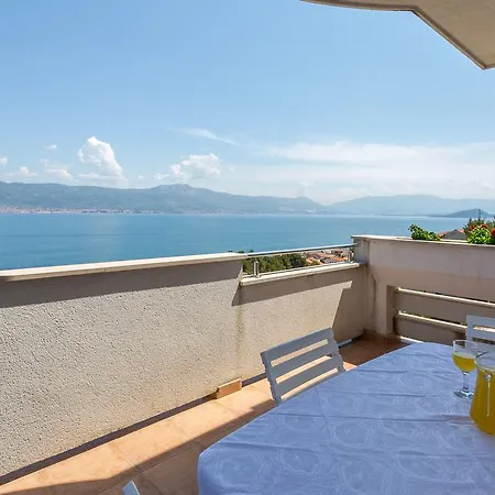 Apartments In Villa Top Trogir Exterior photo